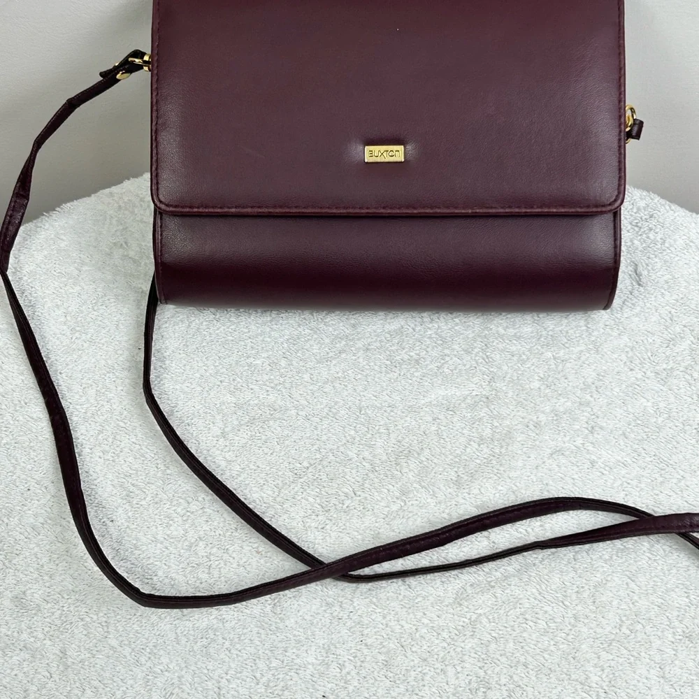 Vintage Buxton Crossbody Bag - Picture 3 of 16
